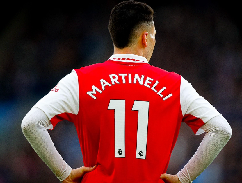 足总杯阿森纳大胜朴茨茅斯,马丁内利首演帽子戏法闪耀全场